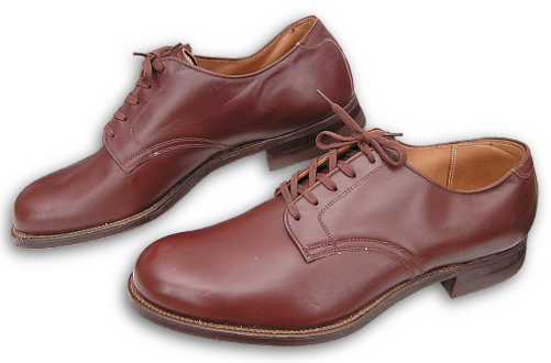 US Navy brown low quarter shoes.