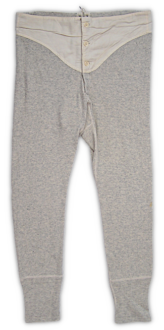 50% wool 50% cotton drawers for use in cold weather (Federal specification JJ‐D‐653, 26 October 1936). These drawers were medium weight, rib knitted, full length with attached anklets, fitted with a cotton waistband, had a three 24‐ligne button front, and a laced rear gusset. Wool drawers were made in a gray and white knit but were changed to olive‐drab in early 1943.